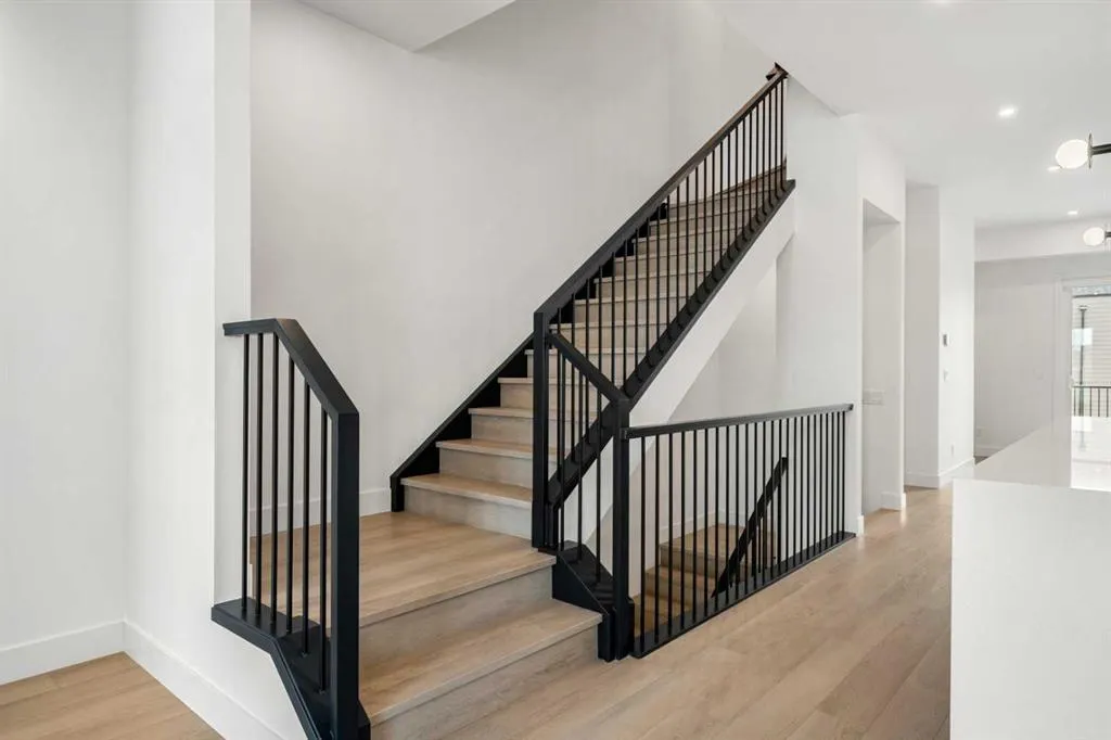 16 Greenwich Heath NW