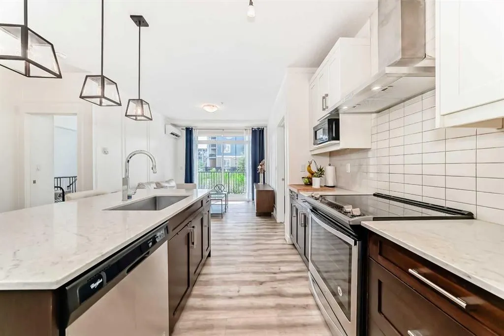 10 Walgrove SE, #109