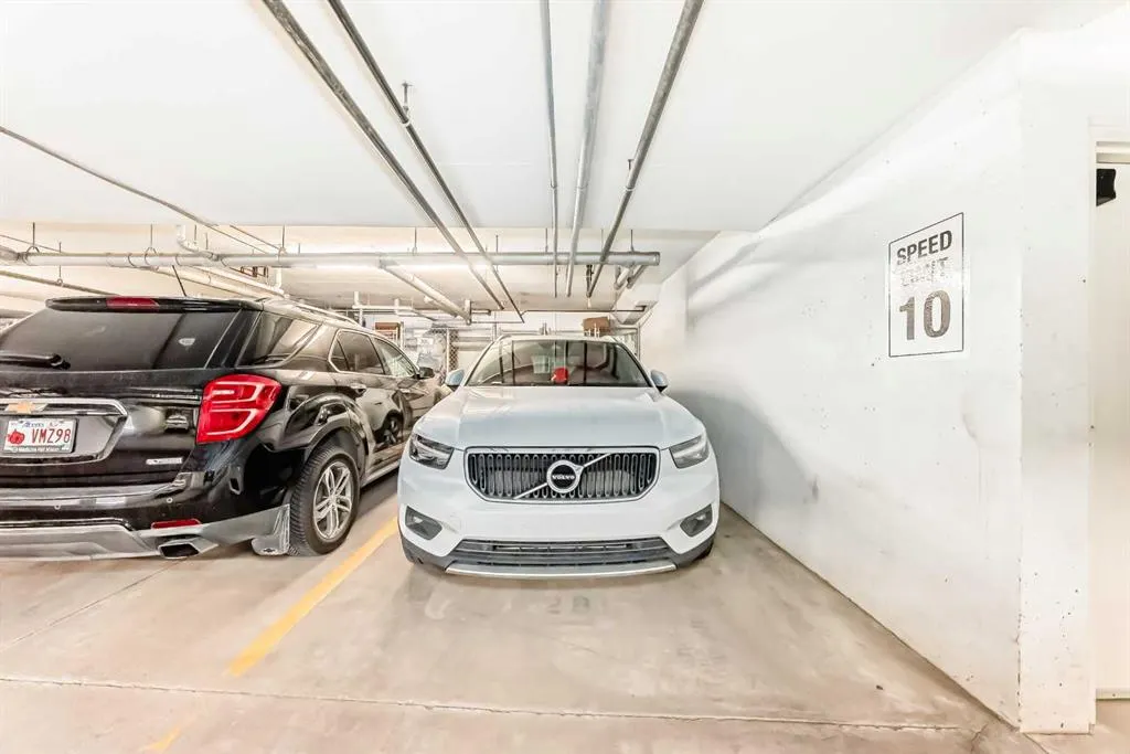 10 Walgrove SE, #109