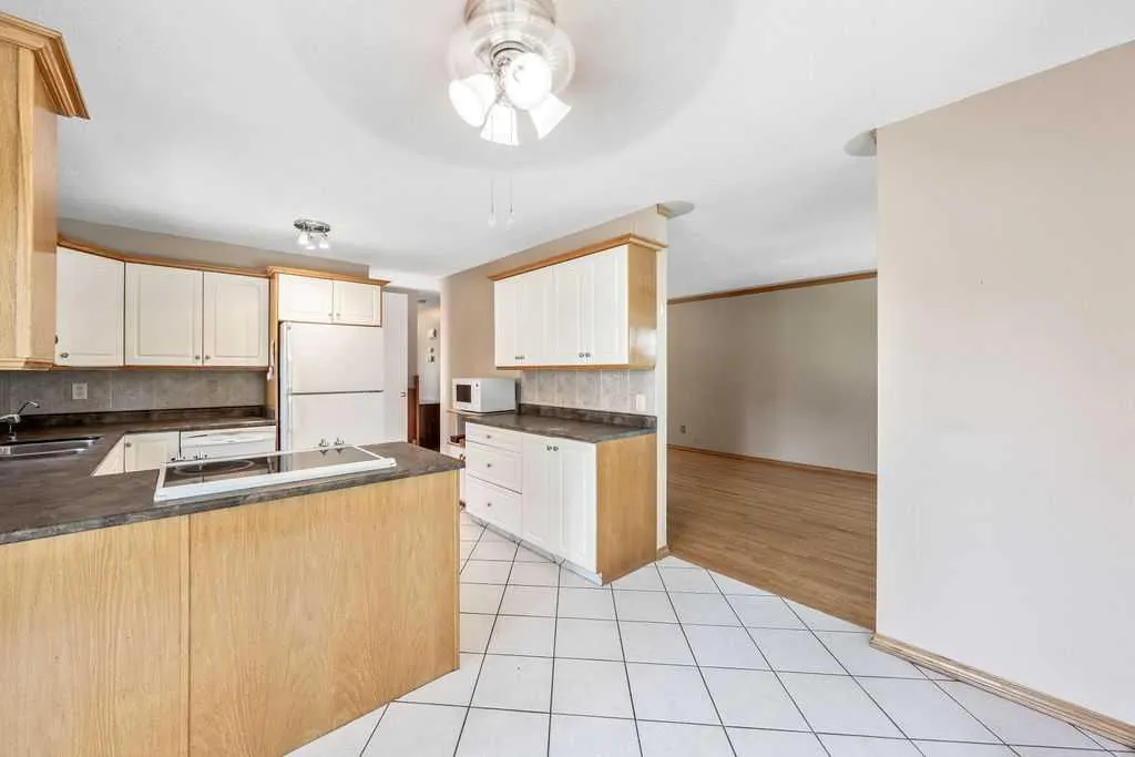 354 Maitland Hill NE