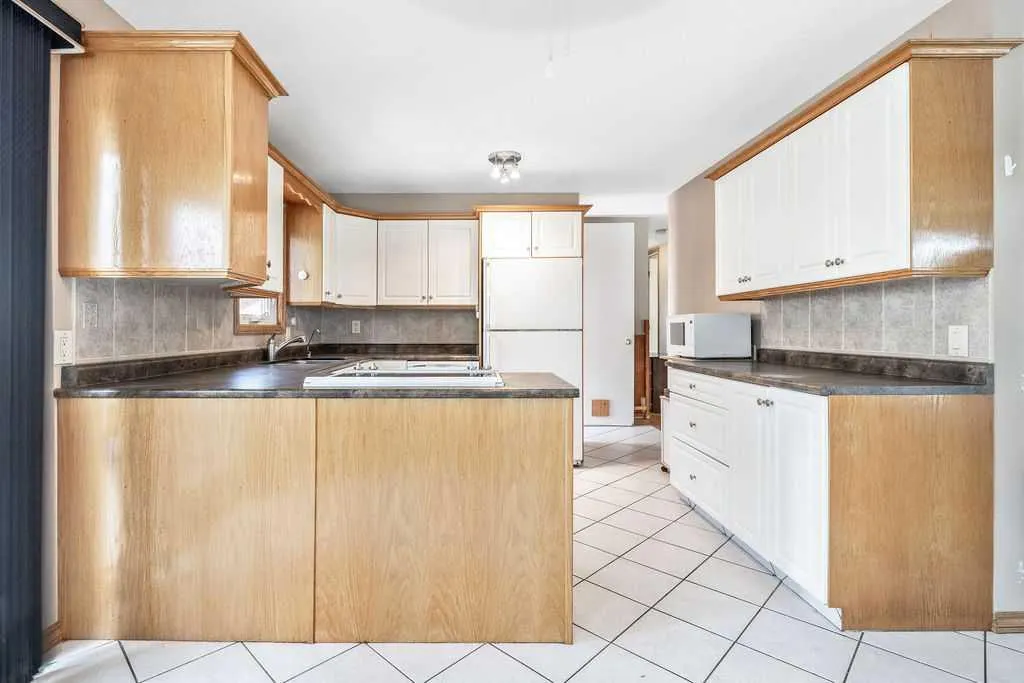 354 Maitland Hill NE