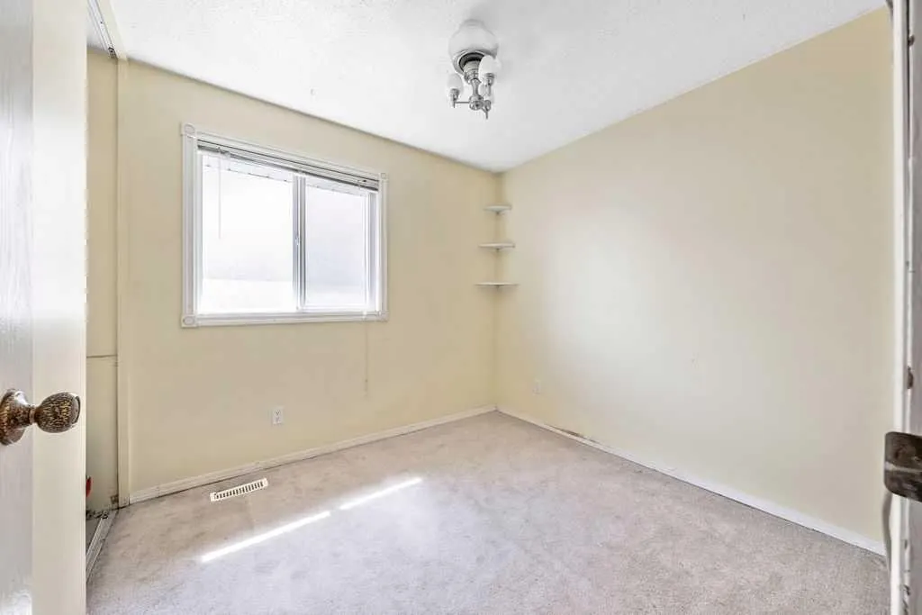 354 Maitland Hill NE