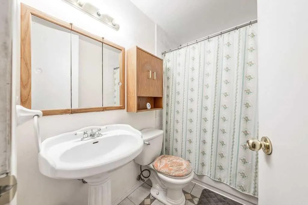 354 Maitland Hill NE