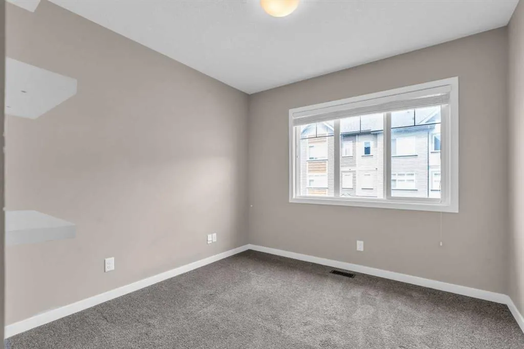 93 Copperstone Common SE