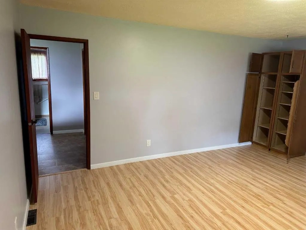 32276 Highway 2 A