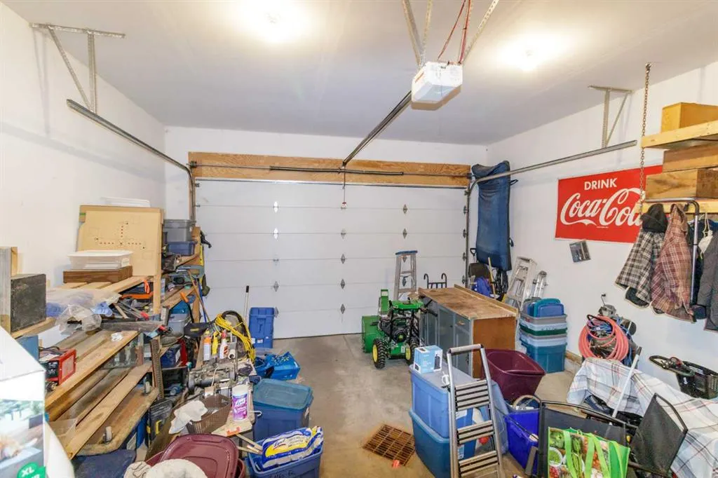 169 Sabre Road
