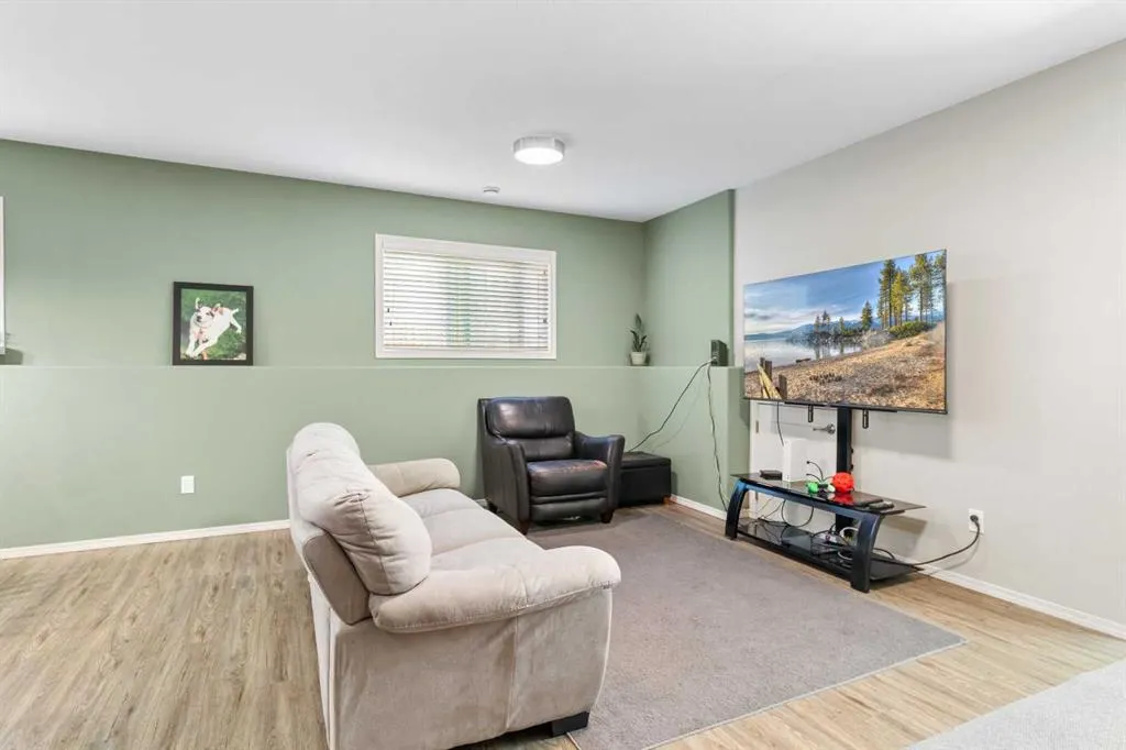 169 Sabre Road