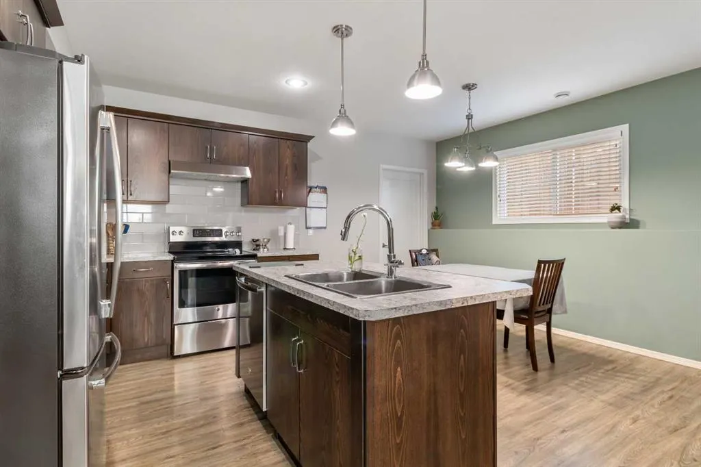 169 Sabre Road