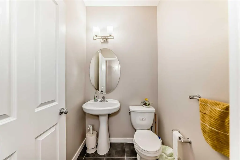 28 Panton Court NW