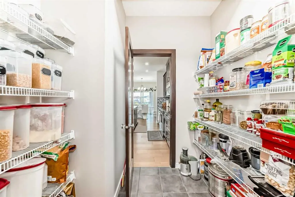 28 Panton Court NW