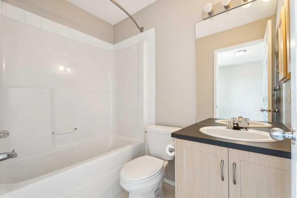 73 Rocky Ridge Heath NW