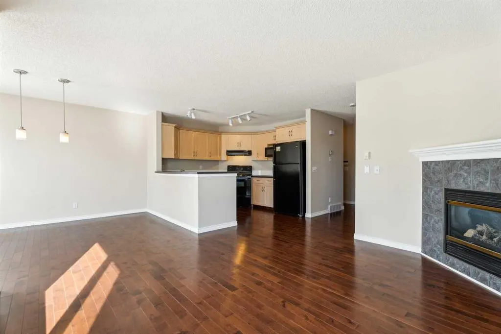 73 Rocky Ridge Heath NW