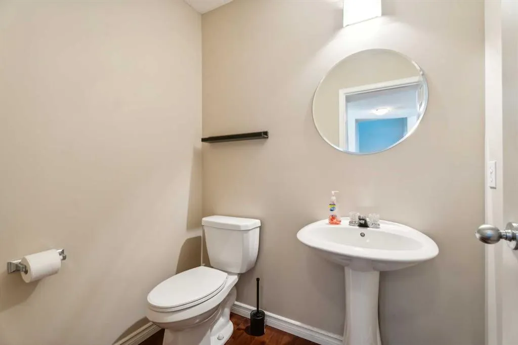73 Rocky Ridge Heath NW