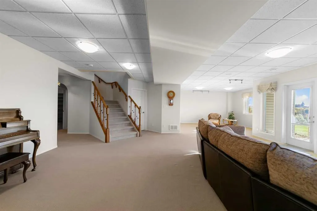 5405 39 Avenue, #16