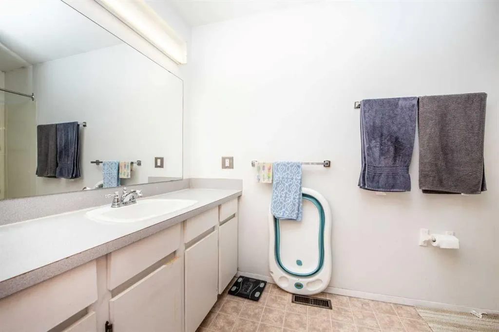 5404 10 Avenue SE, #301