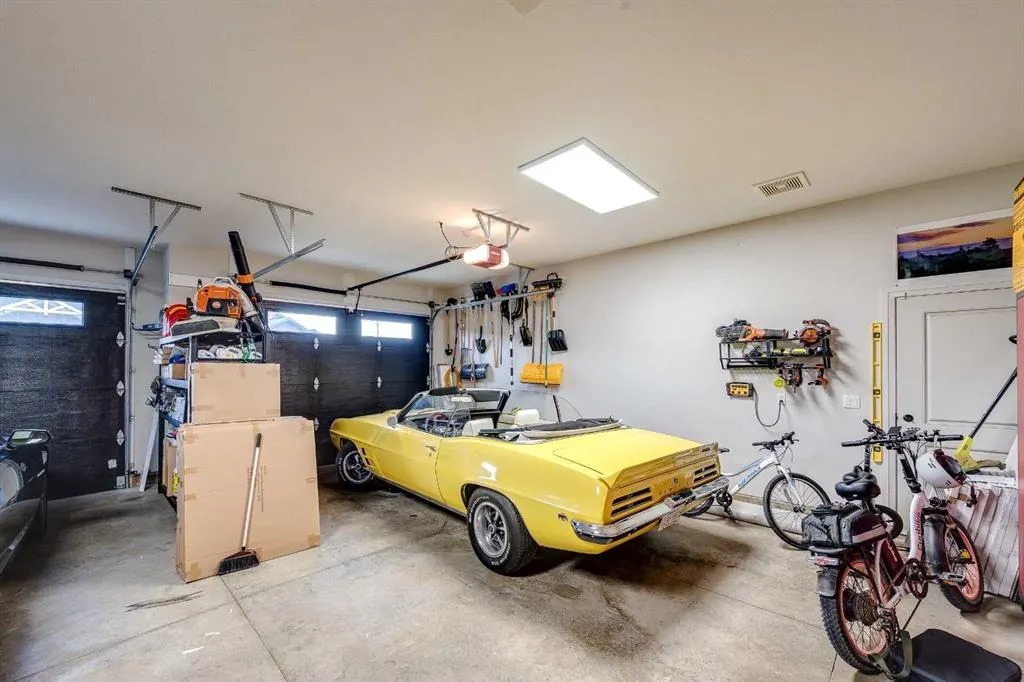 125 Larratt Close