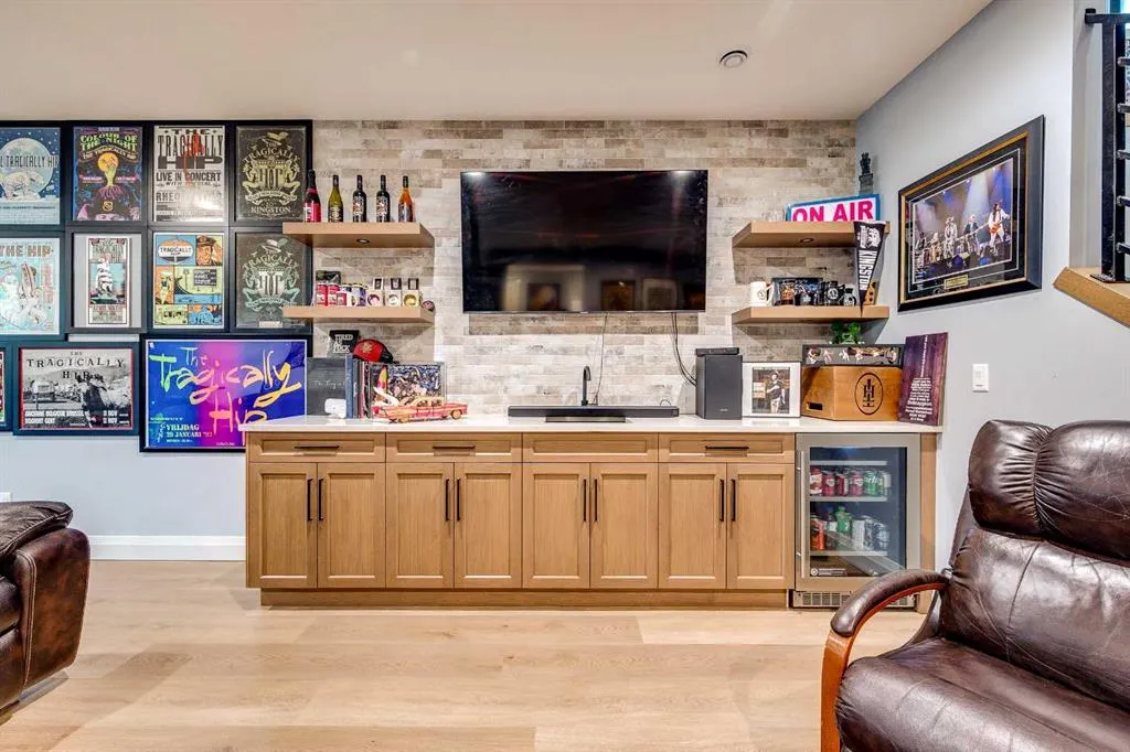 125 Larratt Close