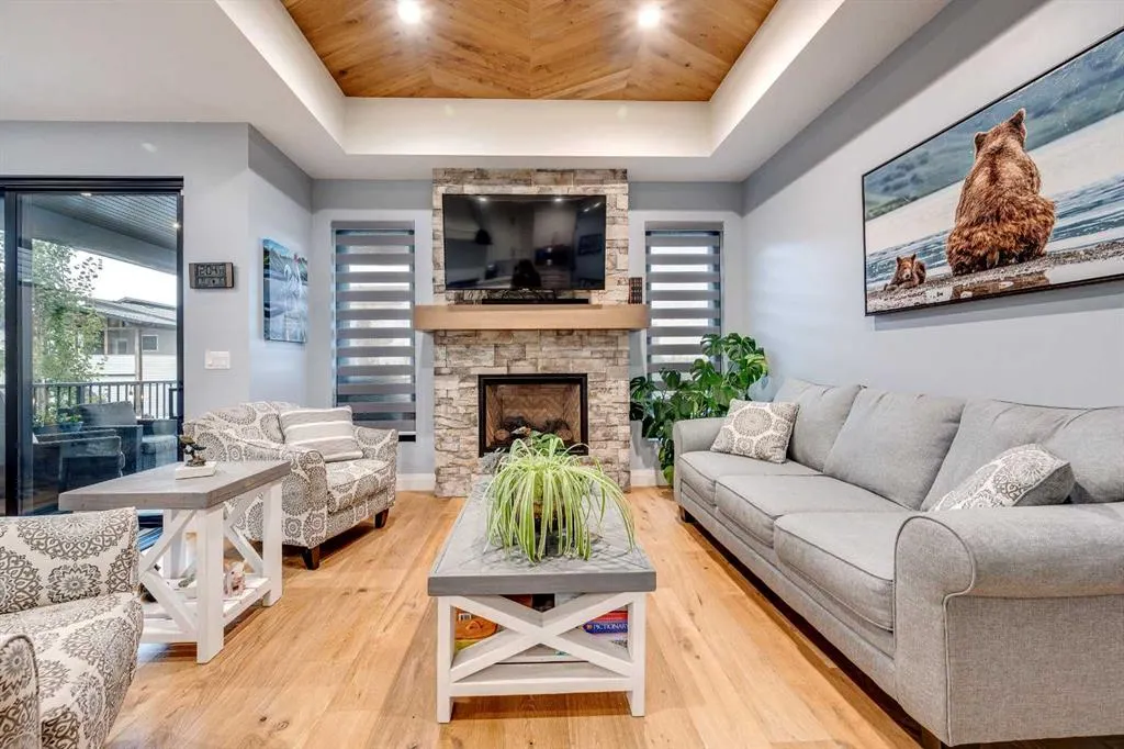 125 Larratt Close