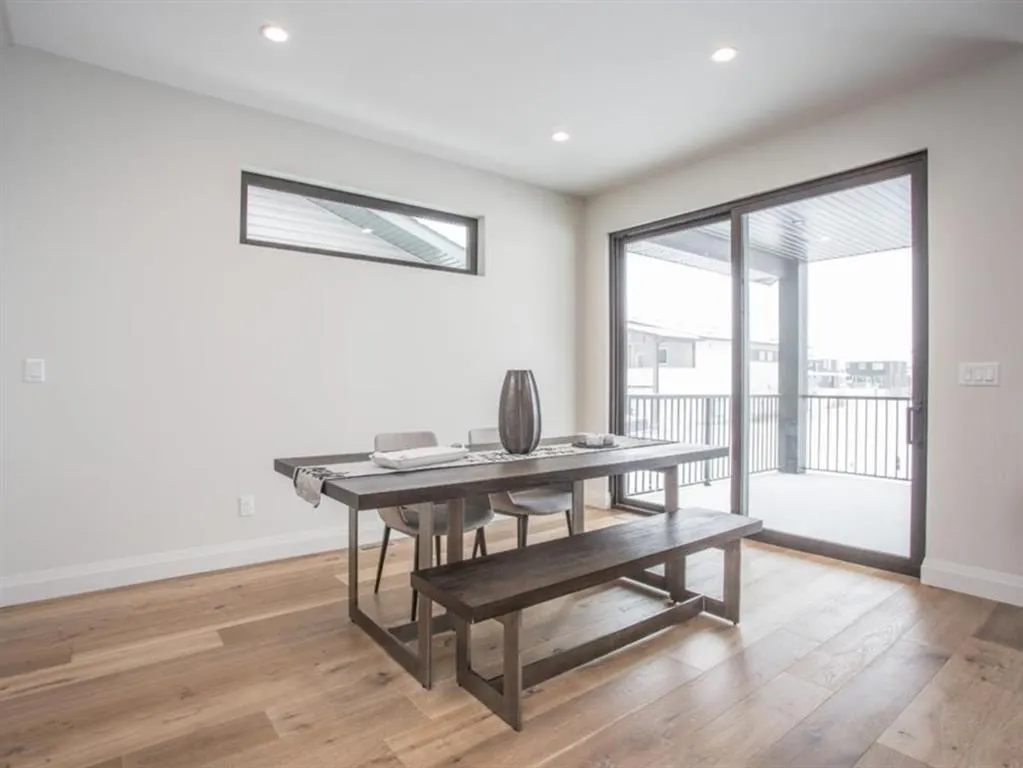 125 Larratt Close
