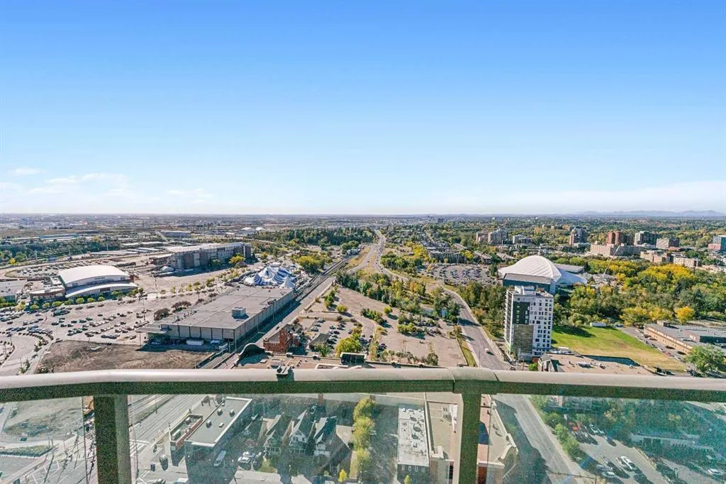 210 15 Avenue SE, #3206