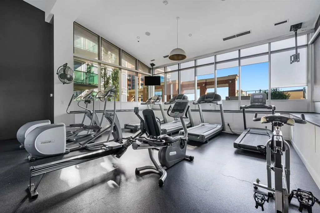 210 15 Avenue SE, #3206