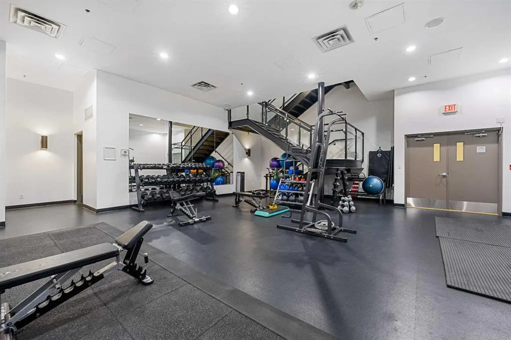 210 15 Avenue SE, #3206