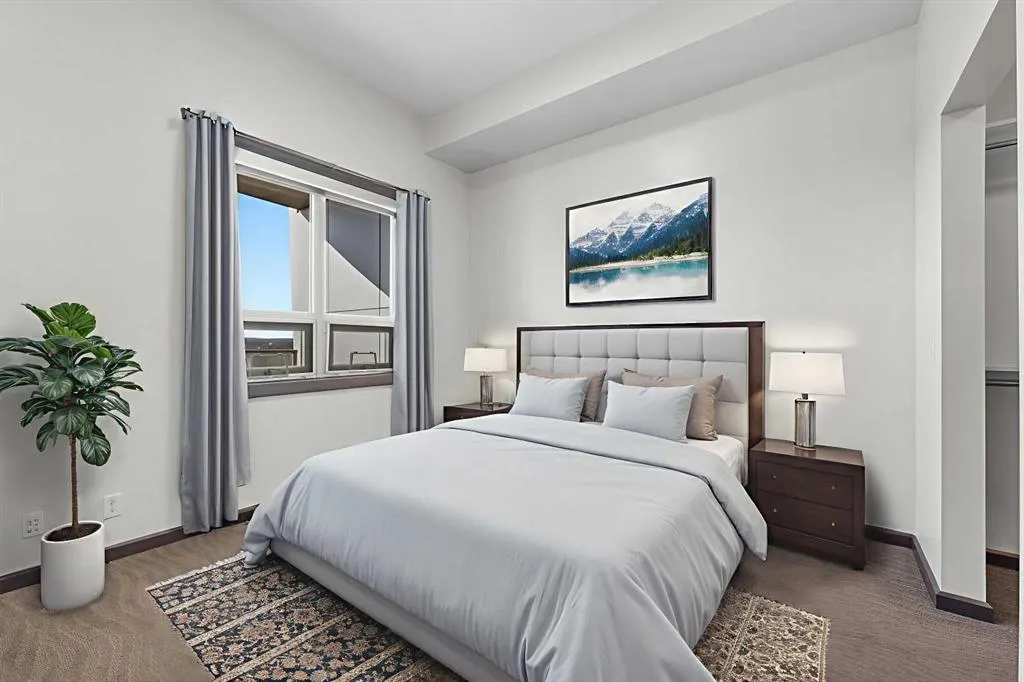 210 15 Avenue SE, #3206