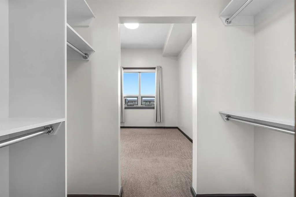 210 15 Avenue SE, #3206