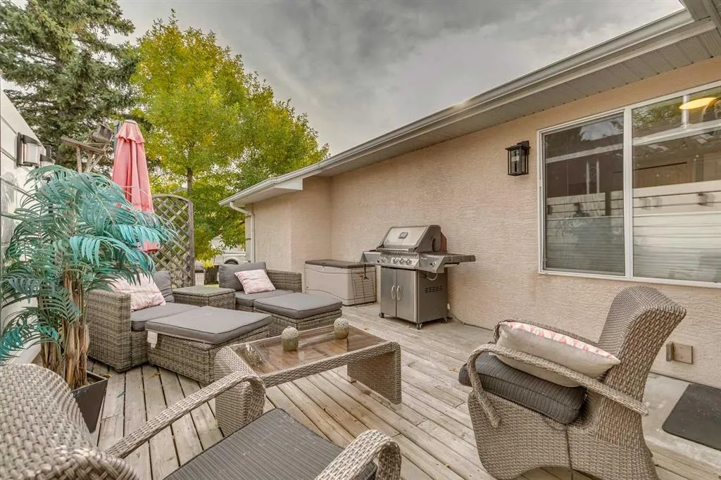 42 Sierra Morena Green SW