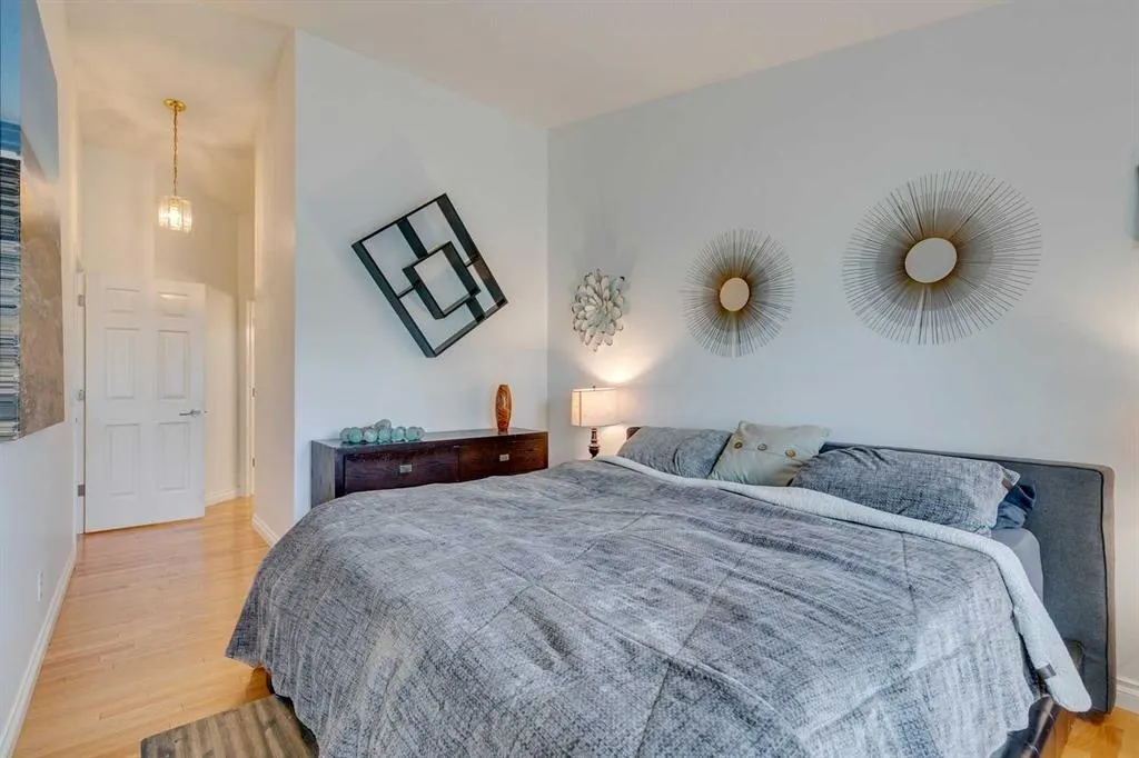 42 Sierra Morena Green SW