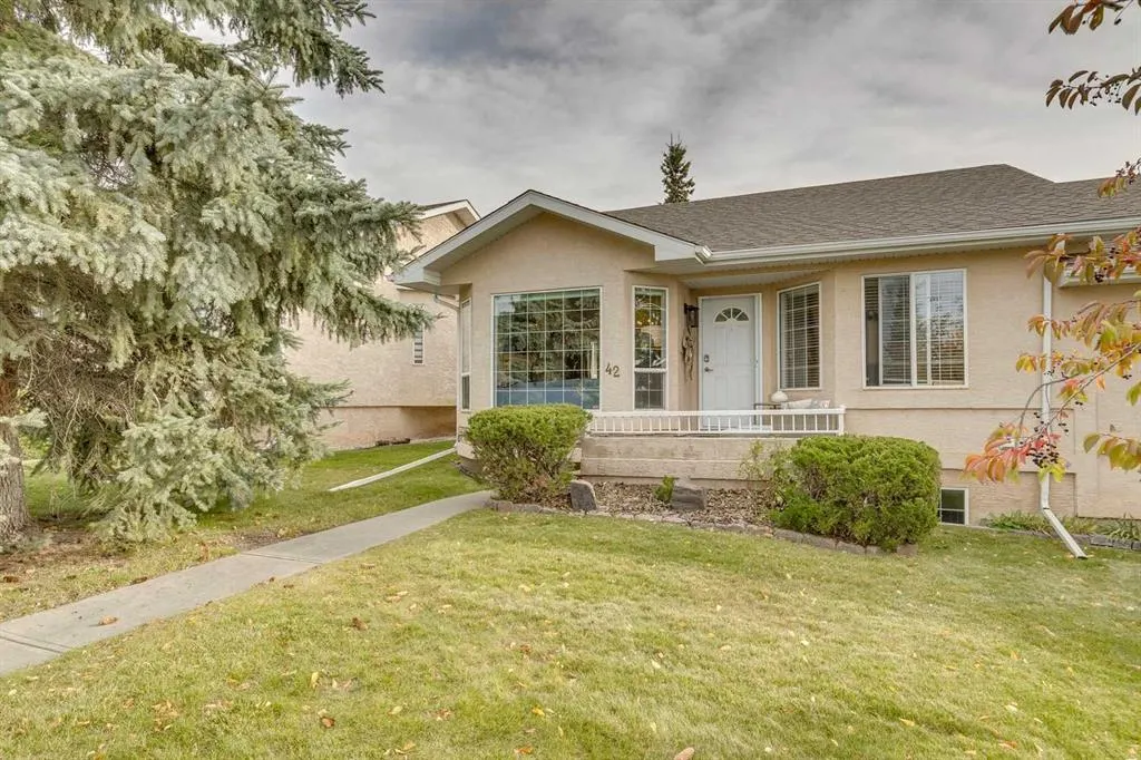 42 Sierra Morena Green SW