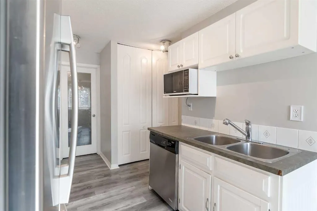 80 Piper Drive, #19
