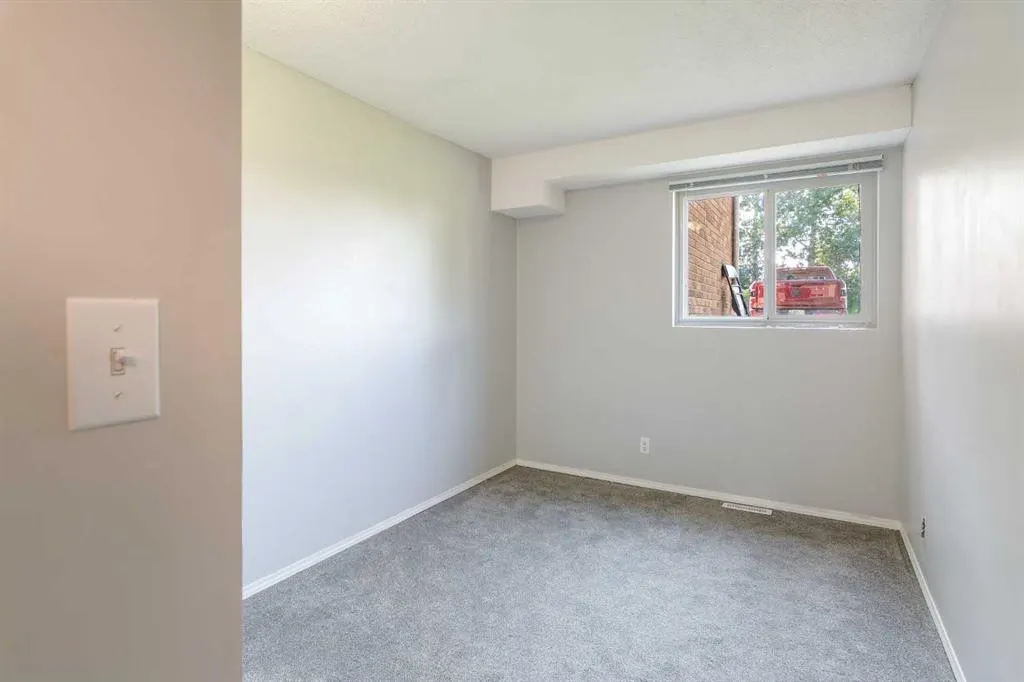 80 Piper Drive, #19