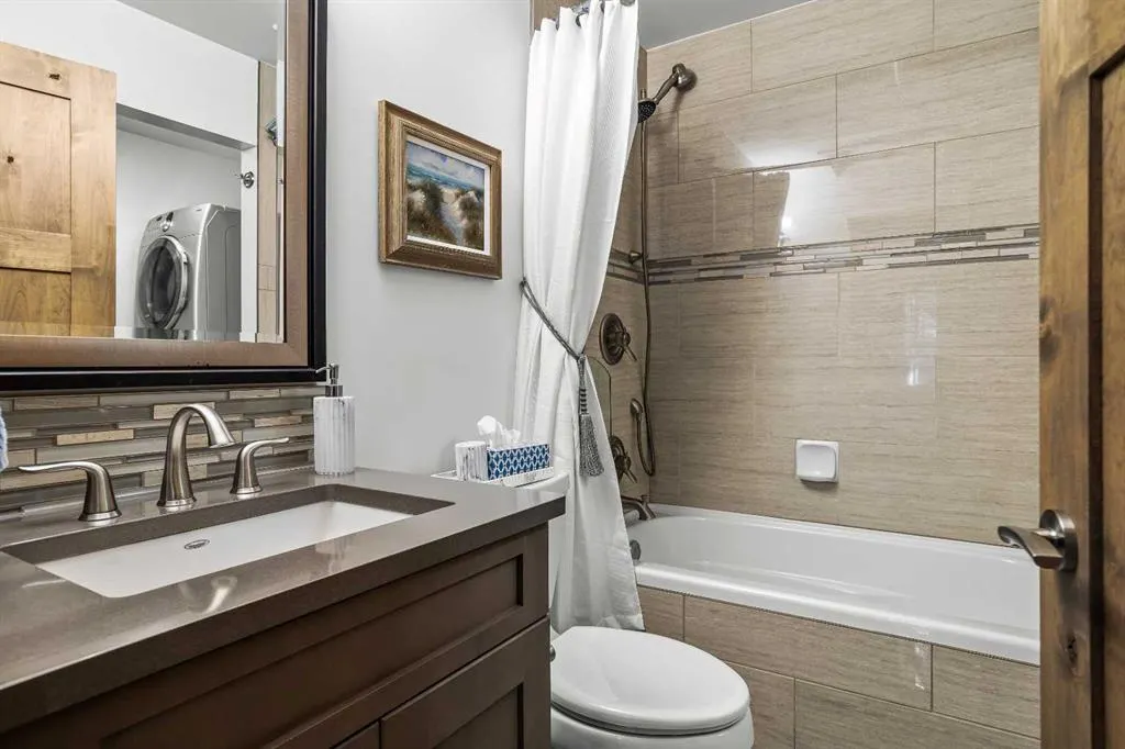 810 4th Street W, #3