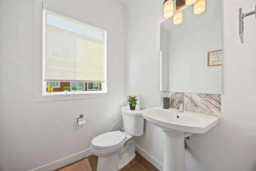 335 Creekside Boulevard SW, #602