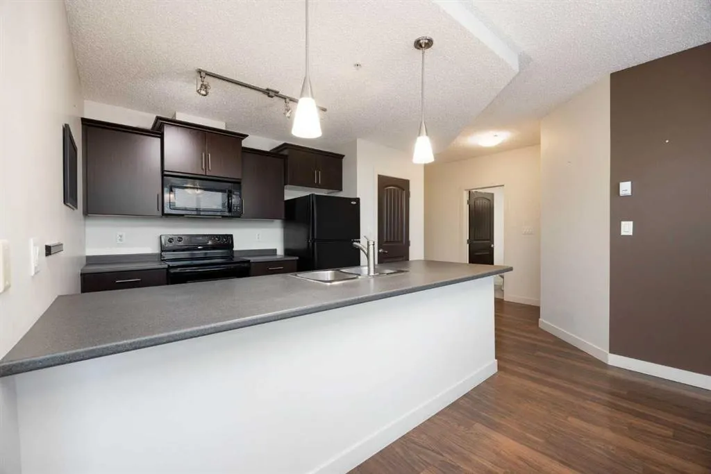 135A Sandpiper Road, #1404