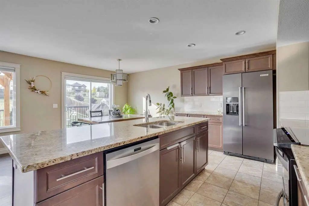 104 Diamondstone Ridge