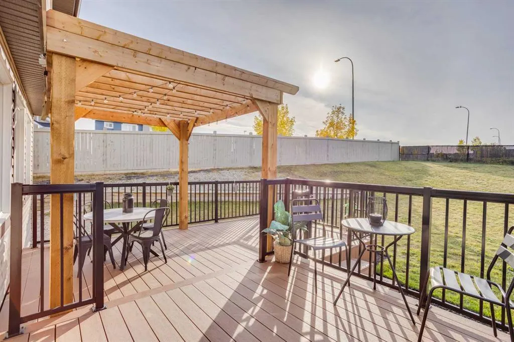 104 Diamondstone Ridge