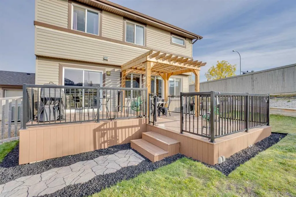 104 Diamondstone Ridge
