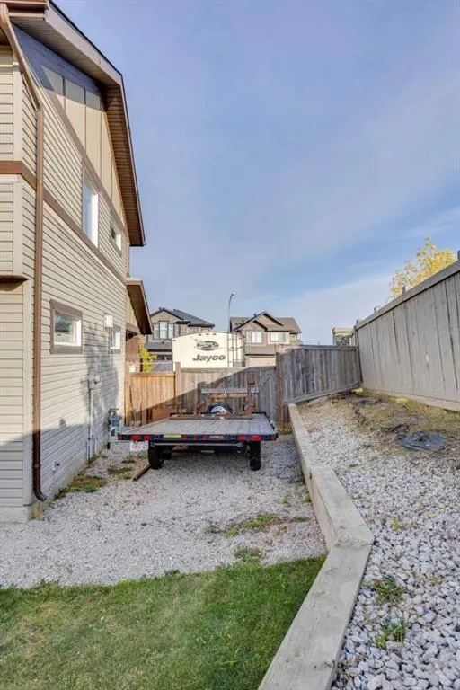 104 Diamondstone Ridge