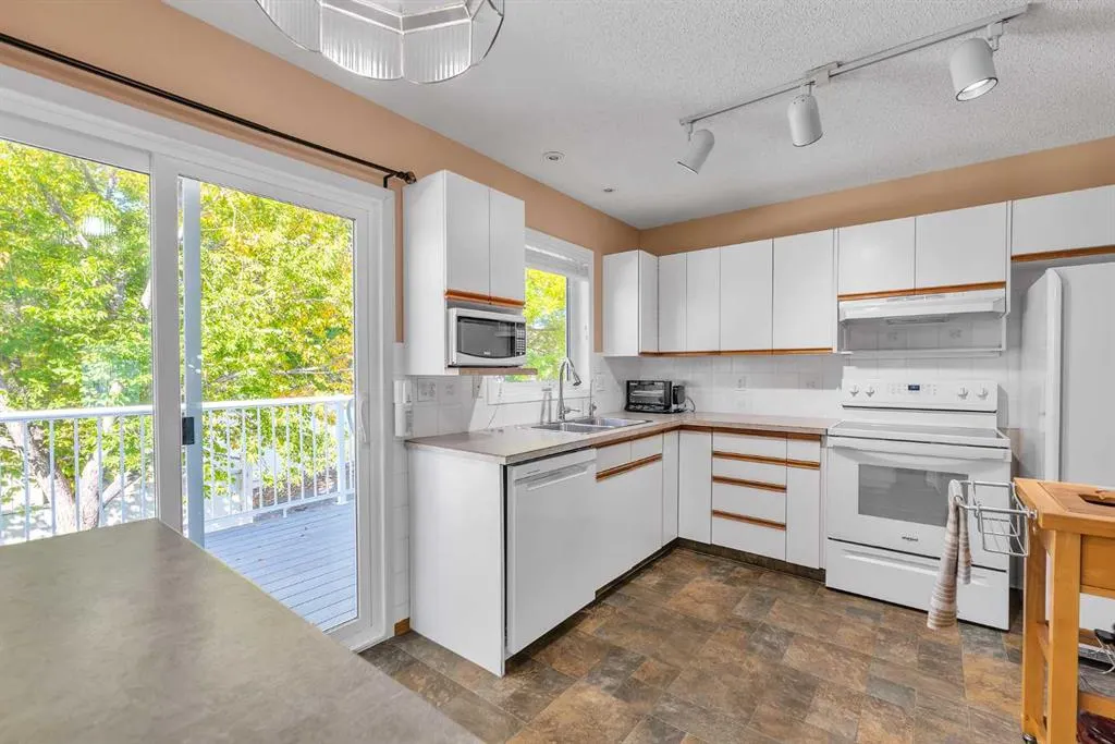 105 Elm Place, #26