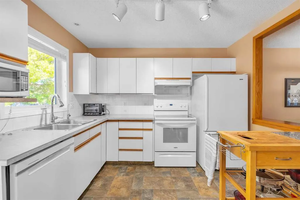 105 Elm Place, #26