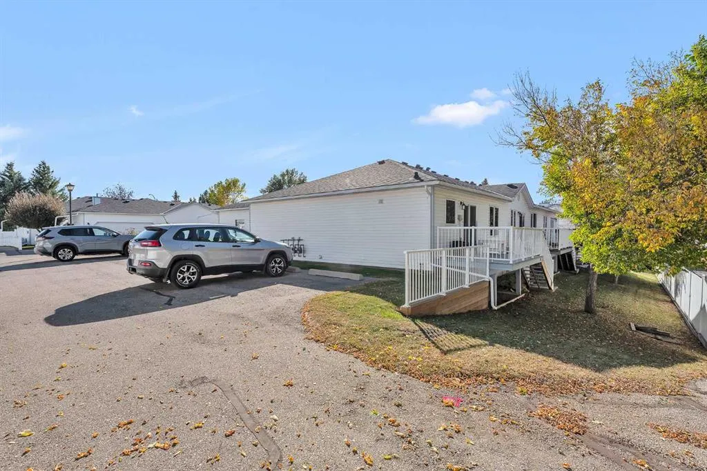 105 Elm Place, #26