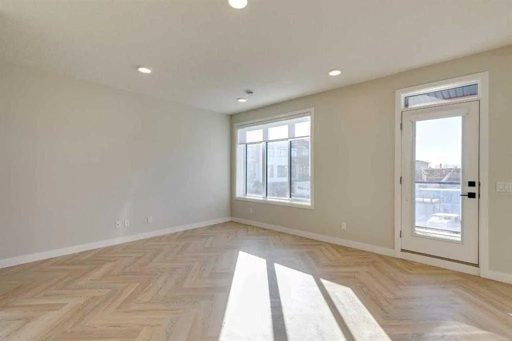 14800 1 Street, #207