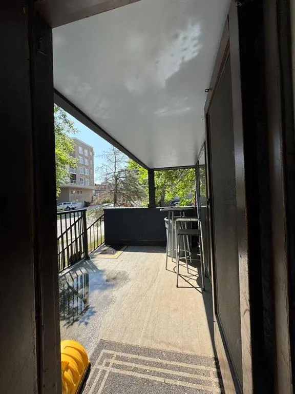 1605 16 Avenue SW, #207