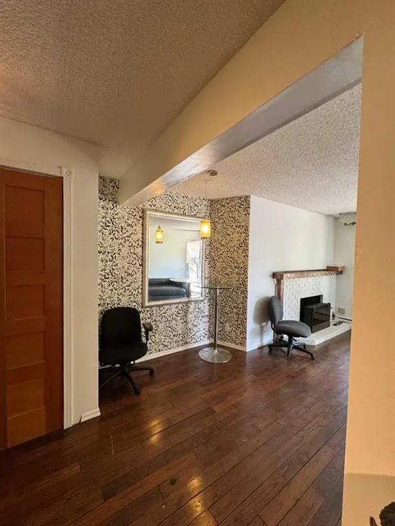 1605 16 Avenue SW, #207