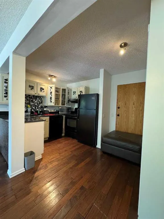 1605 16 Avenue SW, #207