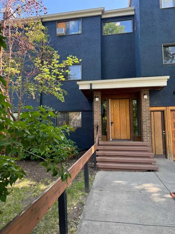 1605 16 Avenue SW, #207
