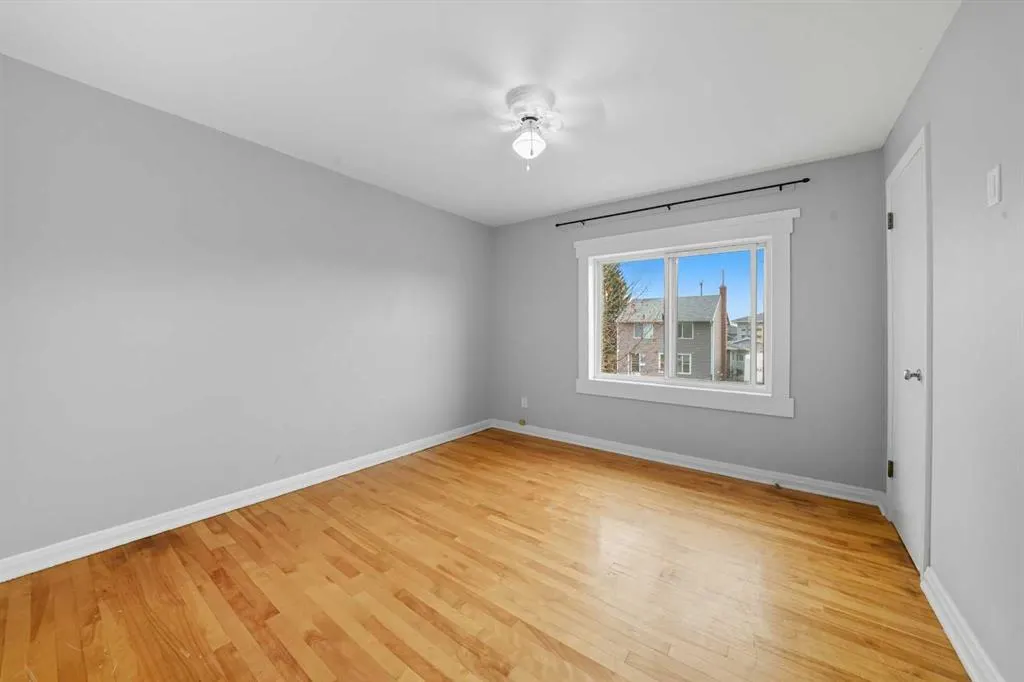 635 Maple Crescent