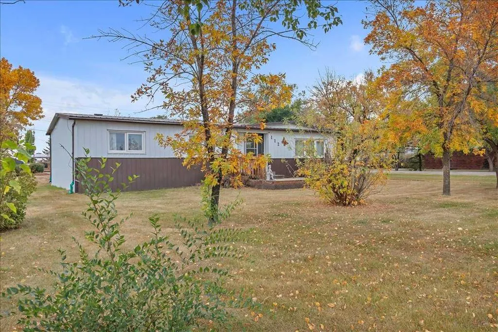 112 2 Street W